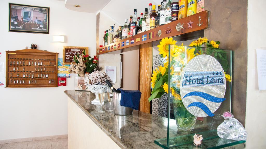 Hotel Laura Cesenatico Exterior foto